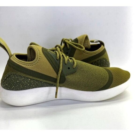 Nike LunarCharge Essential 'Camper Green' Mens Size 10.5  Green Athletic Trainer - Picture 5 of 13
